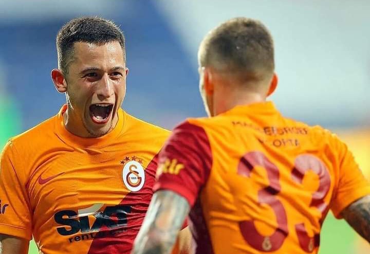 Moruțan, debut de vis la Galatasaray. Fotbalistul român a dat o pasă de gol pentru Cicâldău, care a marcat