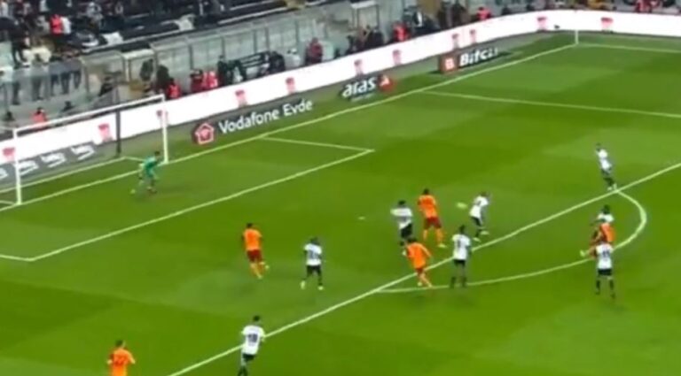 VIDEO Alex Cicâldău a marcat pentru Galatasaray în derby-ul cu Besiktas
