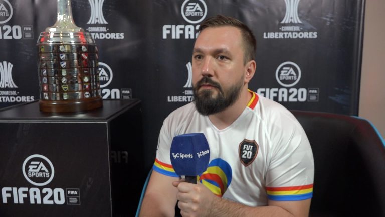 Alex Constantinescu, despre FIFA 23: “Jocul este tot mai apropiat de realitate. S-au jucat două meciuri și s-au folosit costume motion capture pentru a culege date”