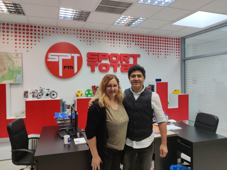 Actorul Sorin Sandu și PR-ul Simona Iordache au fost prezenți în studioul Sport Total FM