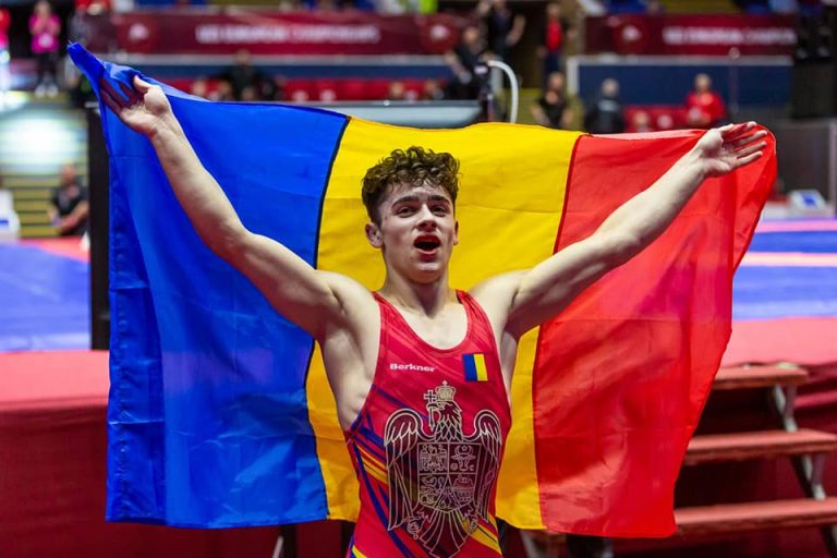 Delegația României de lupte a câștigat 6 medalii la Campionatul European de Seniori U23 de la București