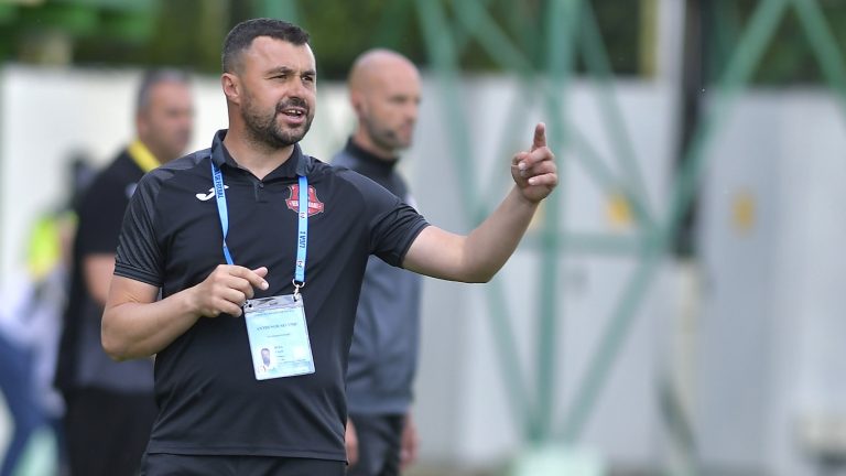 FC Argeș nu mai are antrenor. Eugen Beza și-a dat demisia “Pur și simplu mi-e greu să trec peste prestația noastră din meciul cu Steaua”