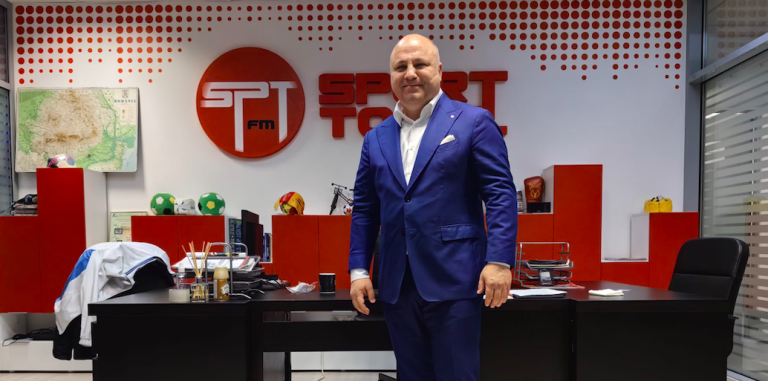 Răzvan Pîrcălabu, președintele FR de Lupte, a fost invitat la emisiunea “Trafic Sport”: “Practic, m-am născut pe salteaua de lupte”