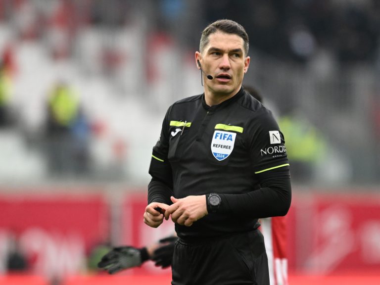 Istvan Kovacs va arbitra finala Europa League dintre Bayer Leverkusen și Atalanta