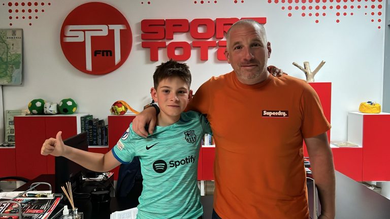 Pilotul de raliuri Alex Filip și fiul său Tudor, campion național la ciclism, invitați la Sport Total FM!