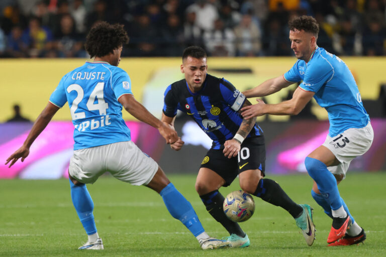 Napoli depășește Inter și revendică primul loc în Serie A