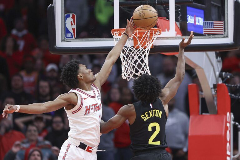 Houston Rockets revin în play-off-ul NBA după patru ani de absență