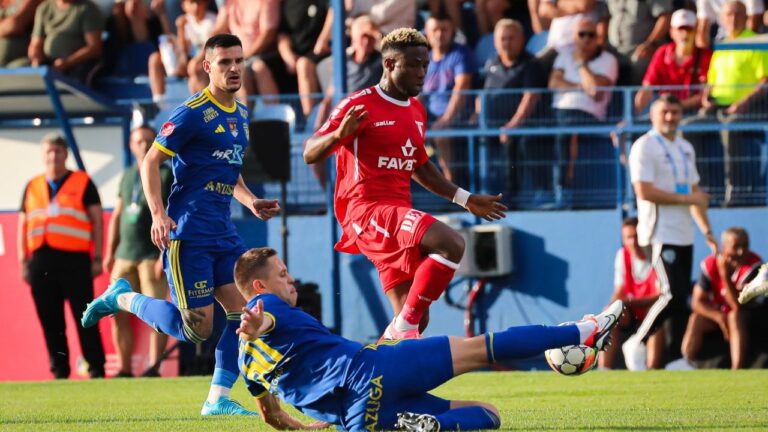 Unirea Slobozia a învins UTA Arad cu 2-1 (0-0) într-un meci din etapa a patra a Superligii