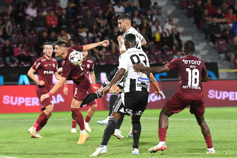 Universitatea Cluj a învins CFR Cluj cu 1-0 în derby-ul din play-off-ul Superligii