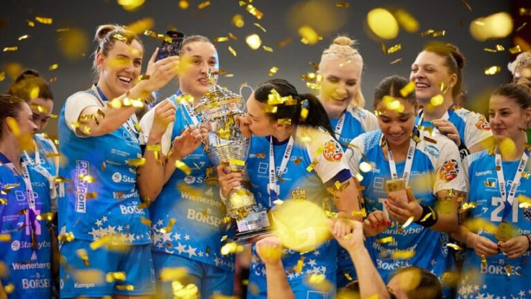 CSM București a cucerit al optulea titlu de campioană a României la handbal feminin
