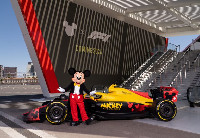 Disney și Formula 1 se alătură într-o colaborare spectaculoasă începând din 2026
