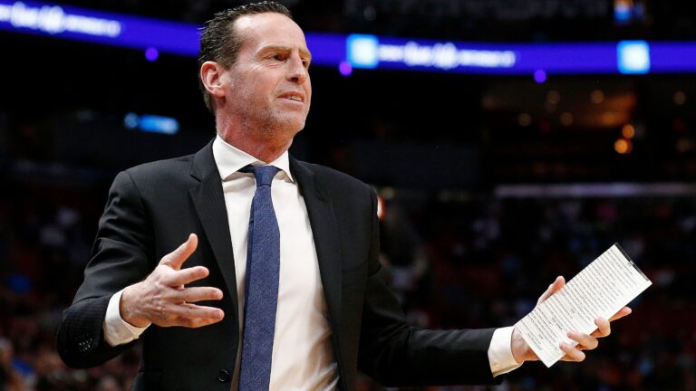 Kenny Atkinson, desemnat Antrenorul Anului în NBA după un sezon impresionant la Cleveland Cavaliers