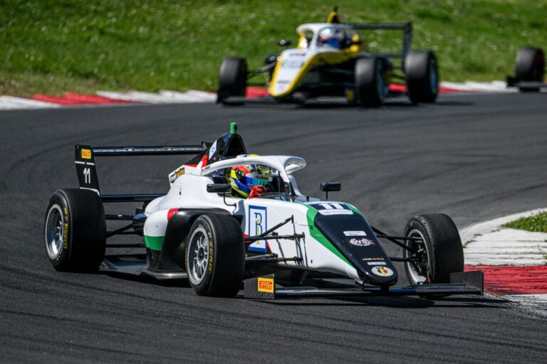 Primele puncte la general pentru Luca Viișoreanu și echipa Real Racing în Formula 4 Italia