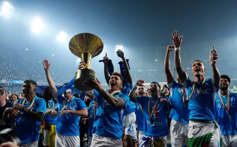 Napoli a devenit campioană a Italiei pentru a patra oară în istorie