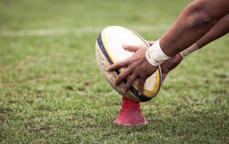 World Rugby a anunțat miercuri extinderea la nivel global a experimentului cu cartonașul roșu de 20 de minute
