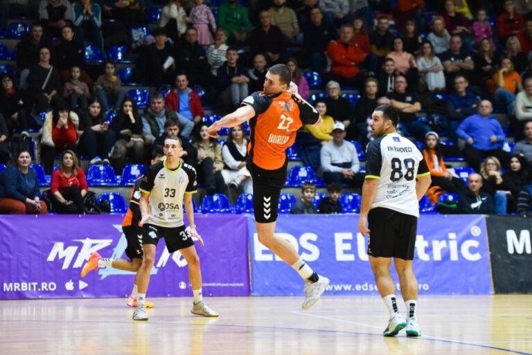 Minaur Baia Mare și CSM Vaslui au înregistrat victorii în deplasare în etapa a 25-a a Ligii Naționale de handbal masculin