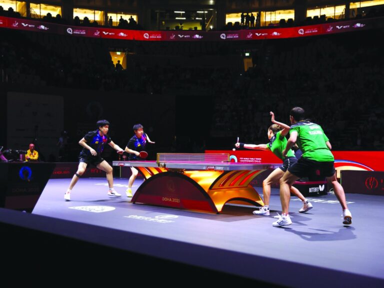 Trei români au ajuns în șaisprezecimile Campionatelor Mondiale individuale de tenis de masă de la Doha