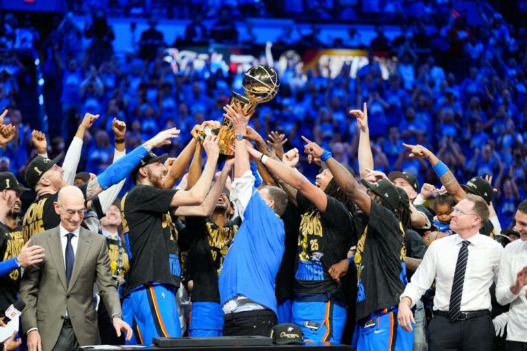 Oklahoma City Thunder căștigă primul titlu NBA