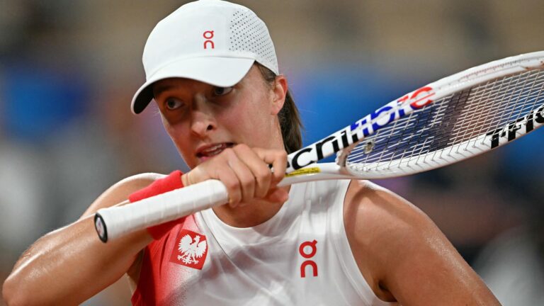 Iga Swiatek s-a calificat la semifinalele Roland Garros