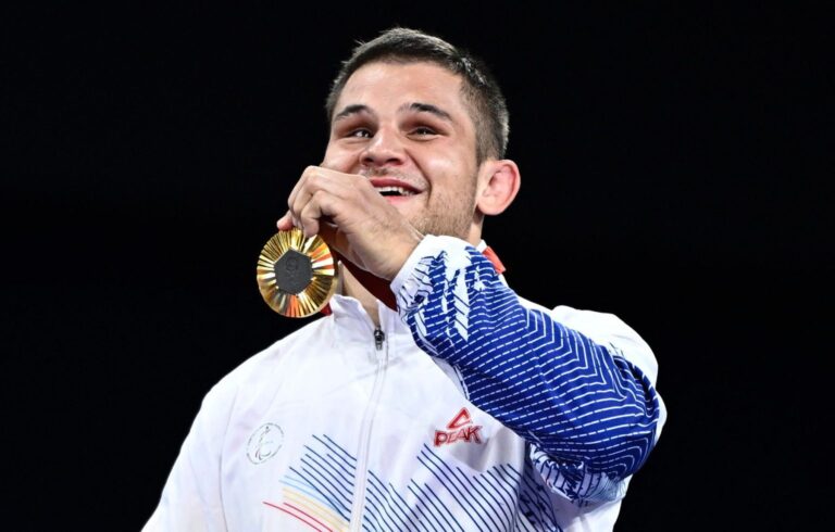 AUDIO | Interviu special cu  Alexandru Bologa, multiplul campion paralimpic, mondial și european la judo pentru nevăzători: “Obiectiv îndeplinit!”