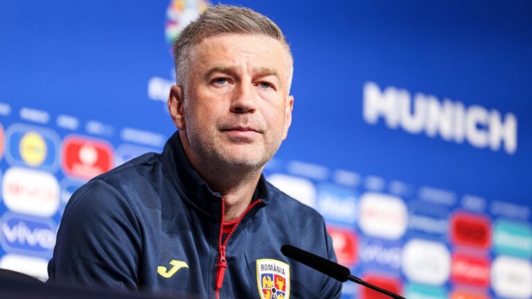 AUDIO | Edi Iordănescu ne spune cum e cu Legia Varșovia: “Oamenii glumeau și spuneau că cea mai grea funcție în Polonia este cea de șef de stat, după care cea de a antrena Legia”