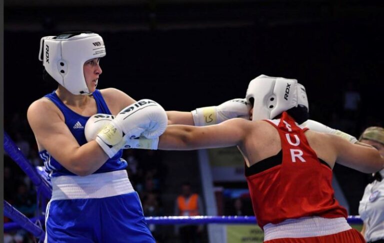 Daniela Larisa Gheba a obținut marți calificarea în finala categoriei 80 kg la Campionatele Europene de box Under-19