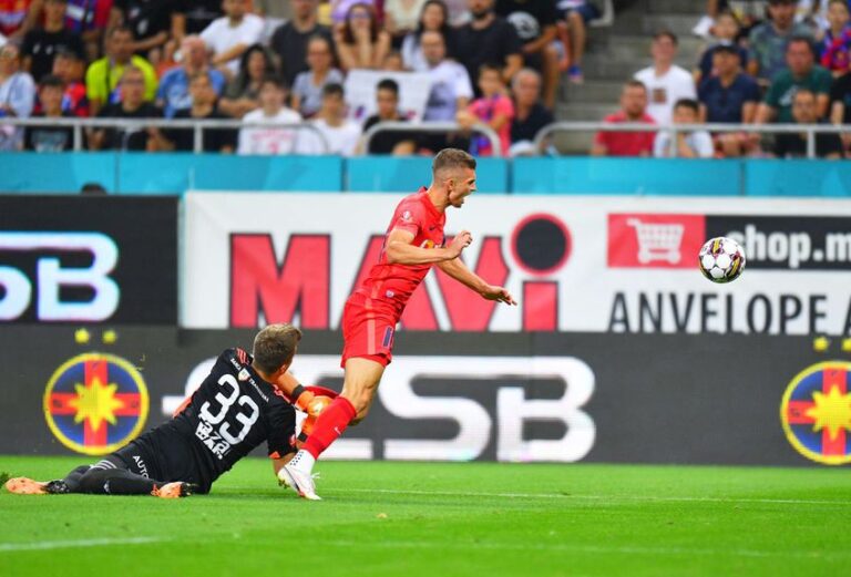 FCSB a încheiat turul Superligii cu o victorie în fața Universității Cluj într-un meci din etapa a 15-a