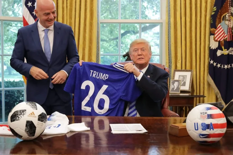 Donald Trump a anunțat lansarea unui „pass FIFA”