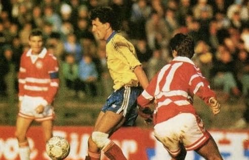 Remember 15 noiembrie 1989 – Meciul care ne-a făcut să visăm din nou!