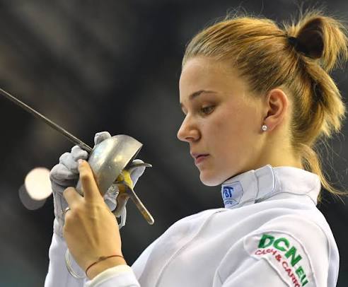 Bianca Benea, reprezentanta CSM Oradea, a câștigat Cupa României la spadă