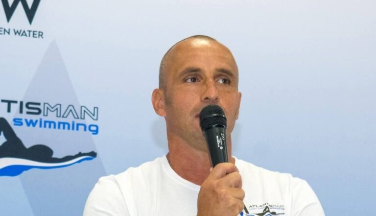 AUDIO | Paul Georgescu, fericit după ce România a devenit campioană europeană la înot în ape înghețate: “Suntem acolo sus!”