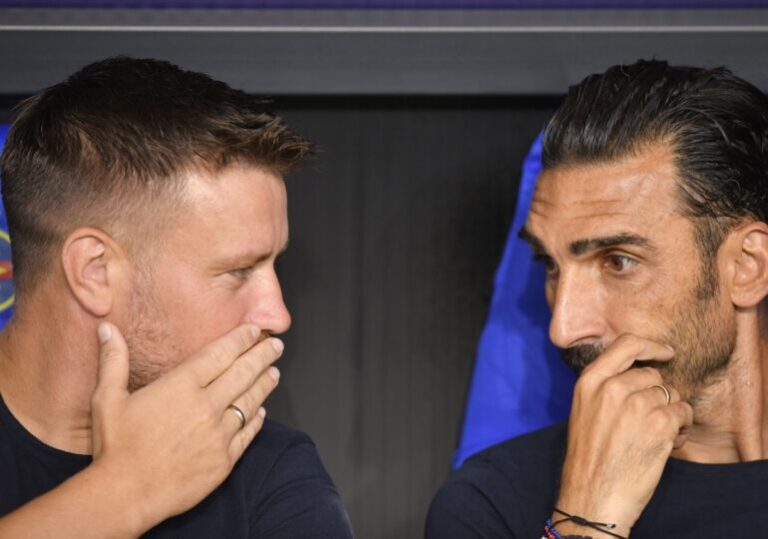 FCSB a confirmat despărțirea de Elias Charalambous și Mihai Pintilii