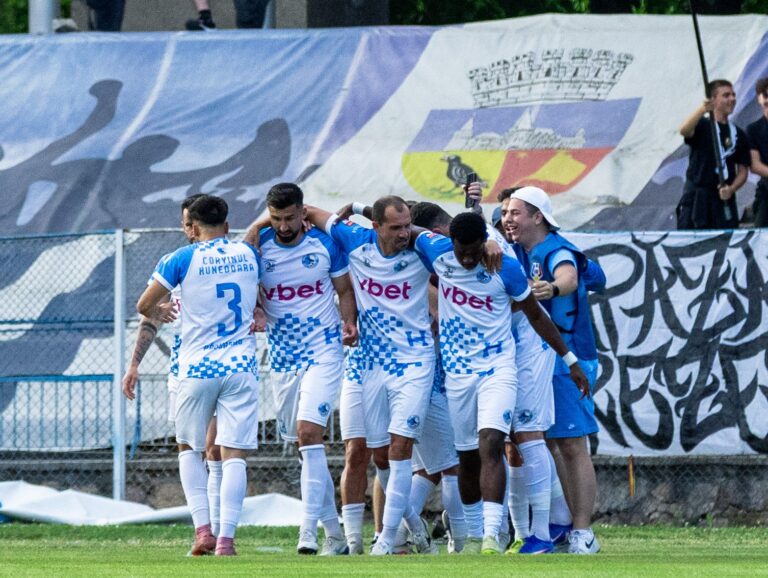 Corvinul Hunedoara și‑a asigurat matematic promovarea în Superligă