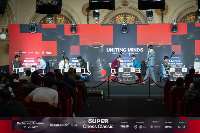 Super Chess Classic 2026: Caruana câștigă restanța din runda IV