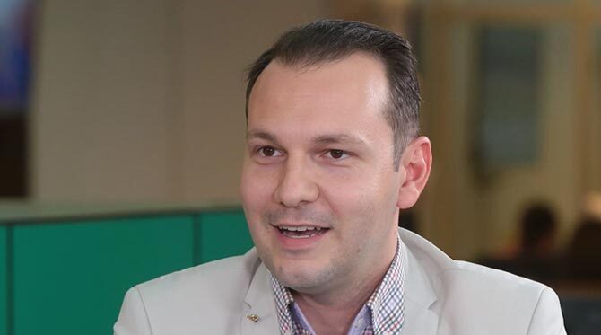 CAMPANIE / AUDIO – Dr. Radu Țincu în campania “De ce nu fac românii sport”: “Absolut toate statisticile arată că suntem un popor sedentar.”
