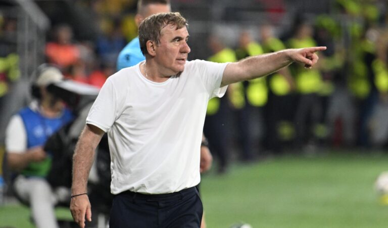 Hagi punctează ca antrenor în fața Țării Galilor