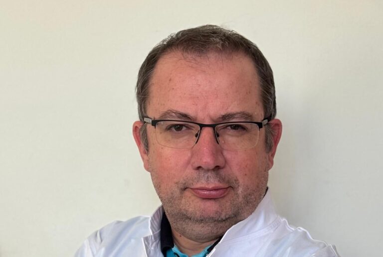 CAMPANIE / AUDIO – Alexandru Scafa Udriște în campania “De ce nu fac românii sport”: “Lumea preferă să ia o pastilă sau două, în loc să țină regim, să facă sport și să slăbească.”