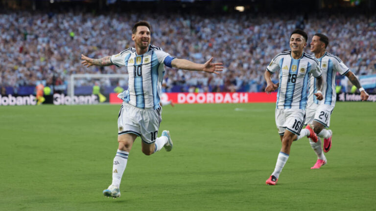 Argentina-Egipt, un meci de infarct. Salah a fost învins de Messi