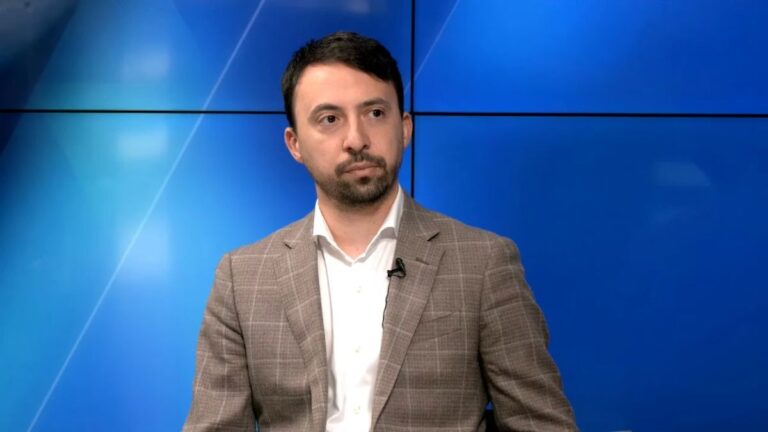 CAMPANIE / AUDIO – Antonio Amuza în campania “De ce nu fac românii sport”: “Pentru oamenii activi sportiv profesional, problema nu mai sunt banii, ci timpul.”