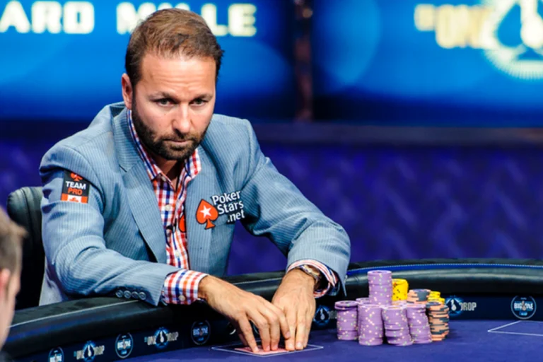 Evenimentele Zilei de 26 iulie în Sport: Daniel „Kid Poker” Negreanu împlinește 52 de ani