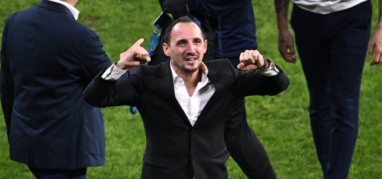 AUDIO | Claudiu Tudor nu mai vrea antrenori români la Petrolul: ”Nu vreau să jignesc dar suntem în urmă. Am dus muncă de lămurire să își ia licențele”