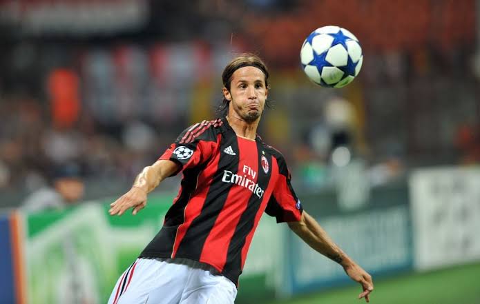 Evenimentele Zilei de 4 august în Sport: 44 ani împlinește fundașul italian Luca Antonini