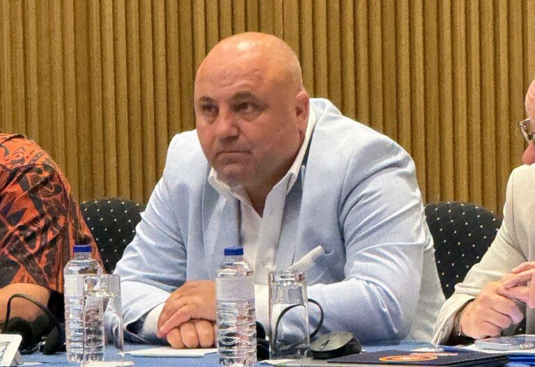 AUDIO | Răzvan Pîrcălabu dă de pământ cu antrenorii români: ”Nu scot capul, au metehne vechi. Când ieși afară nu te bagă nimeni în seamă”