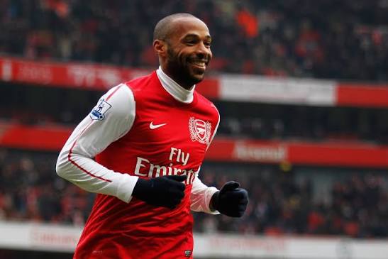Evenimentele zilei de 17 august în Sport: Thierry Daniel Henry împlinește  49 de ani
