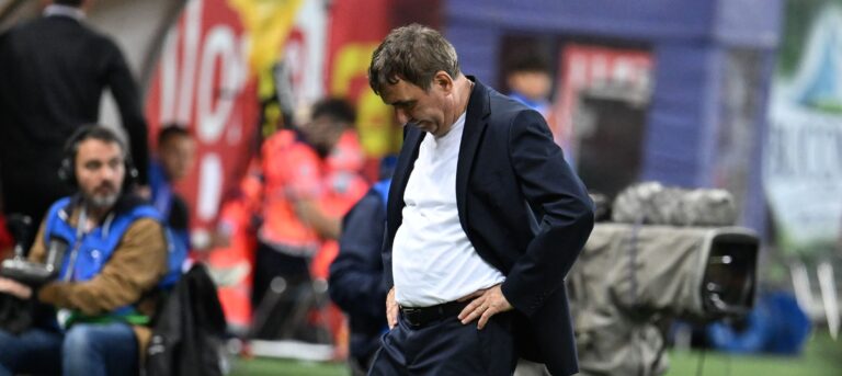 România, zdrobită de Bosnia-Herzegovina cu 4-2. Tot ce poate face Hagi e să își dea demisia