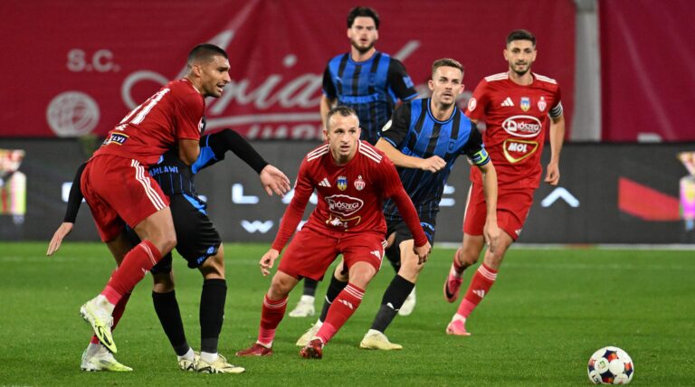 AUDIO | Laszlo Dioszegi, șocat după meciul cu Craiova: ”Am jucat sub orice critică. Nu vezi asta nici la județ”. Ce i-au spus jucătorii la final